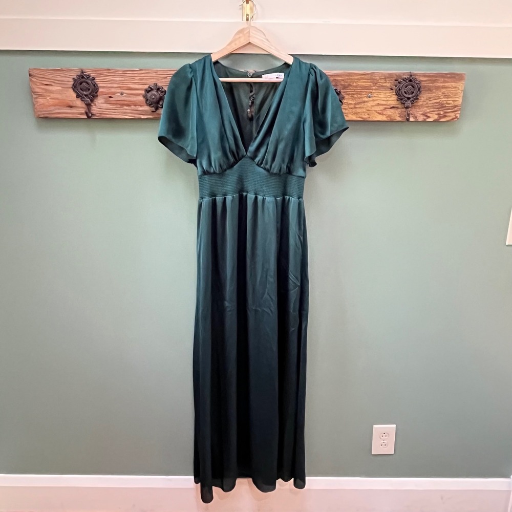 Baltic Born Prague Satin Maxi Dress Hunter Green V-Neck Smocked Waist Large